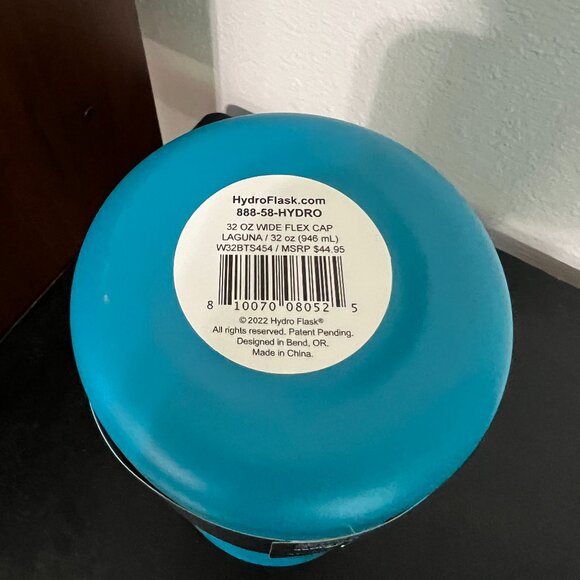 NWT - Hydro Flask 32 oz WIDE FLEX CAP LAGUANA (MULTIPLE AVAILABLE) - Picture 4 of 4
